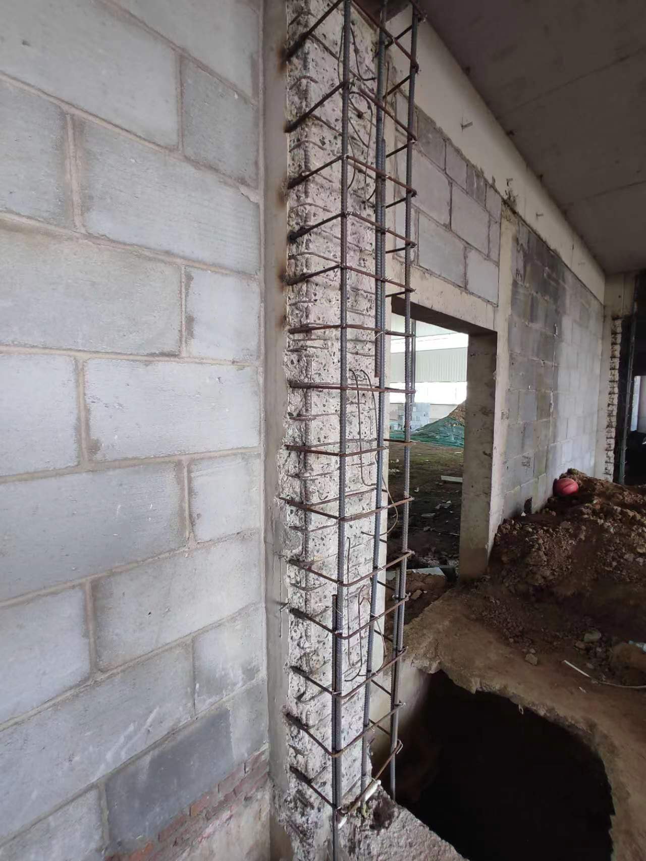 克拉玛依混凝土浇筑后多久可以拆模板